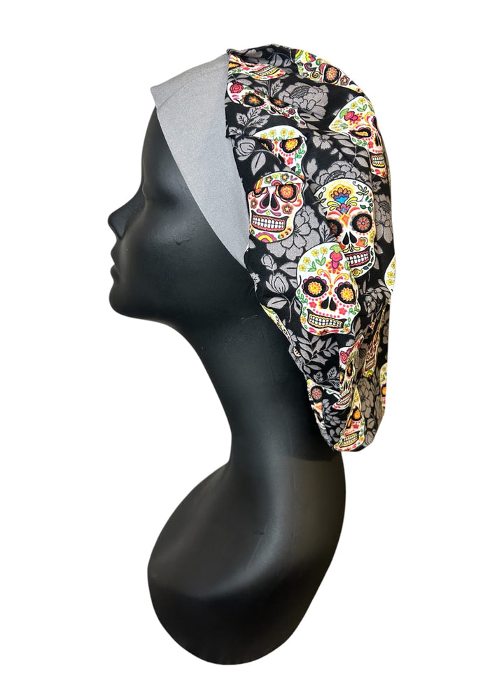 Gray skull - Bouffant Cap